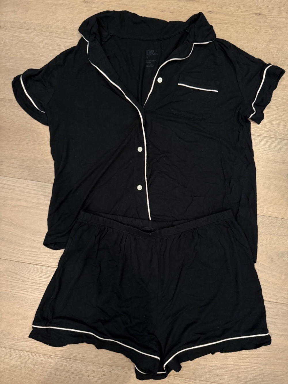 Lot of two size Medium pajama set - Picture 4 of 5